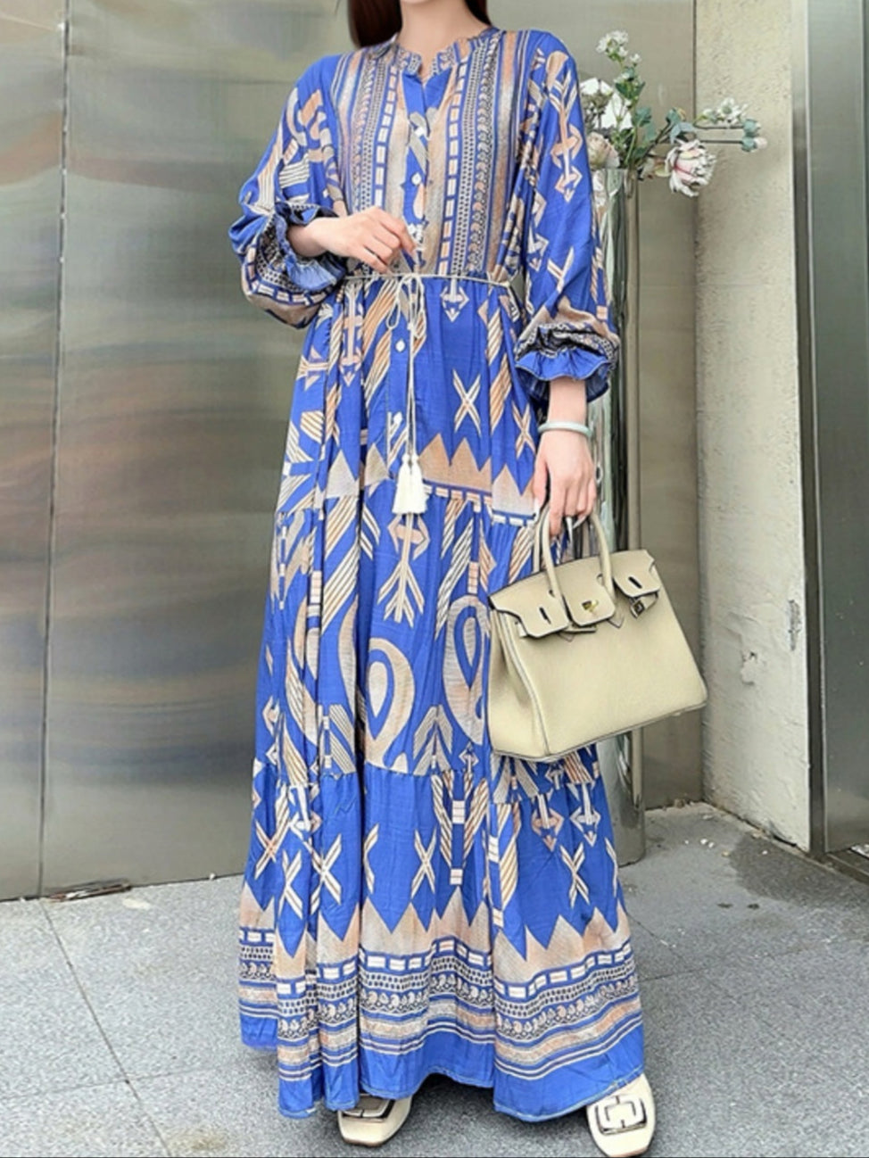 CRESSIDA – FLOWY DRESS WITH STATEMENT LANTERN SLEEVES