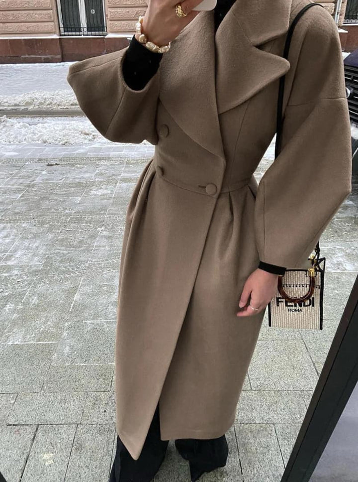 Elowen – Elegant Long Coat