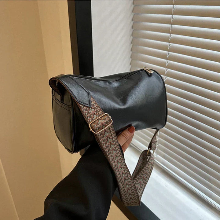 Cassia - Vintage Crossbody Bag