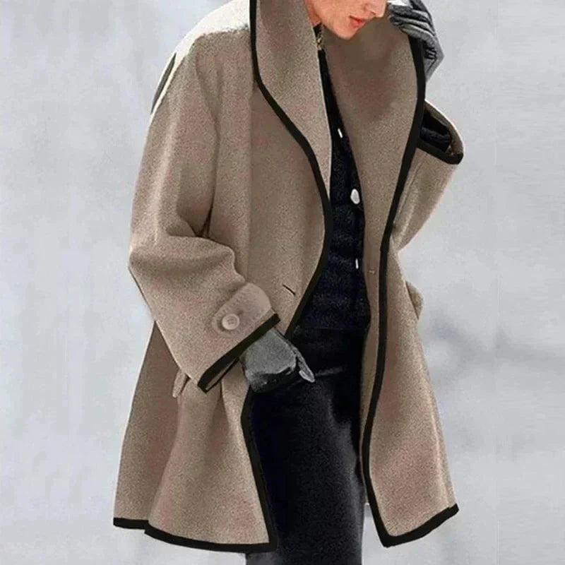 Casey | Elegant Contrast Coat