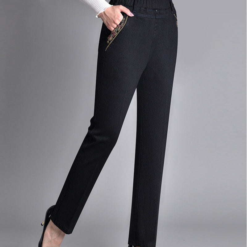 SCARLET – WOMEN'S JEANS WITH SIDE POCKETS AND ELASTIC WAIST