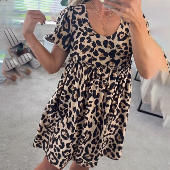 CYRINTHA – STYLISH LEOPARD MINI DRESS