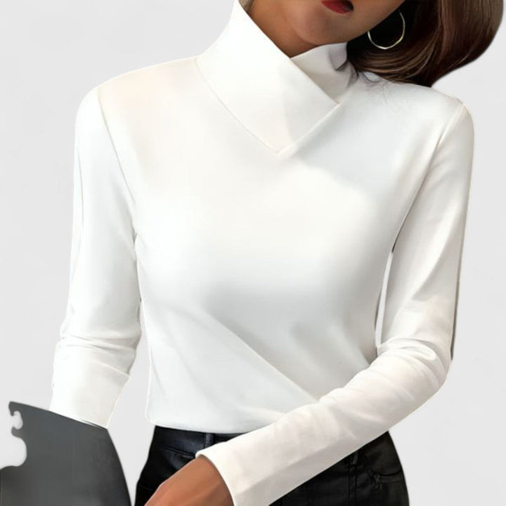 Clair - Elegant Turtleneck Fit