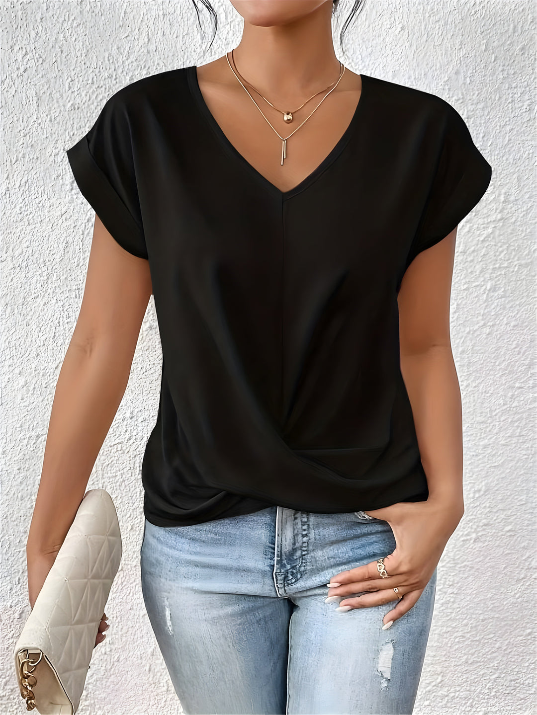 ISLA – TWIST FRONT V-NECK TOP