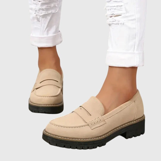 Melania - Timeless Suede Loafers