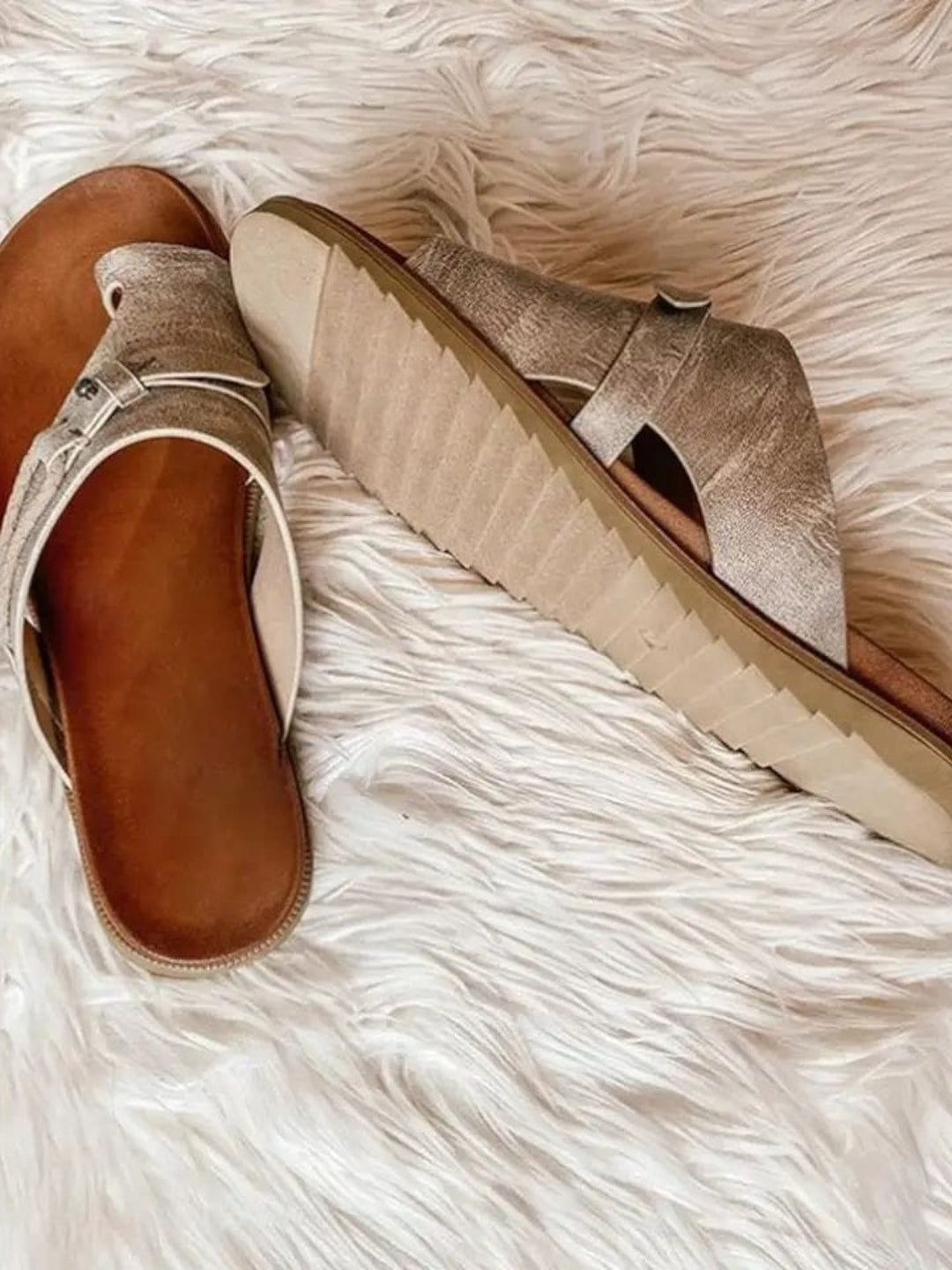 AURALYSYN – COMFORTABLE SANDALS