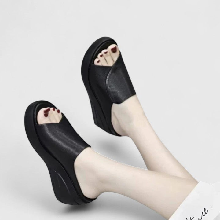 SOLENYAE – ORTHOPEDIC WEDGE SANDALS