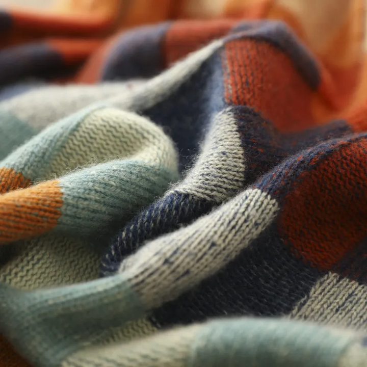 Isla - Cozy Retro Sweater