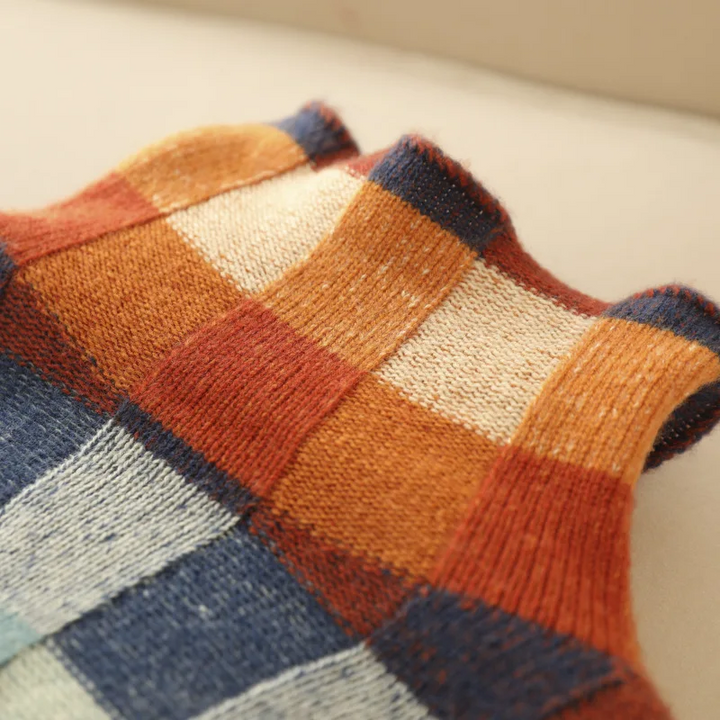 Isla - Cozy Retro Sweater