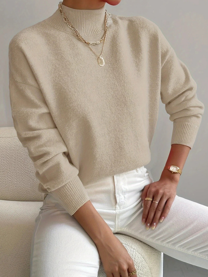 Colletta - Elegant Sweater