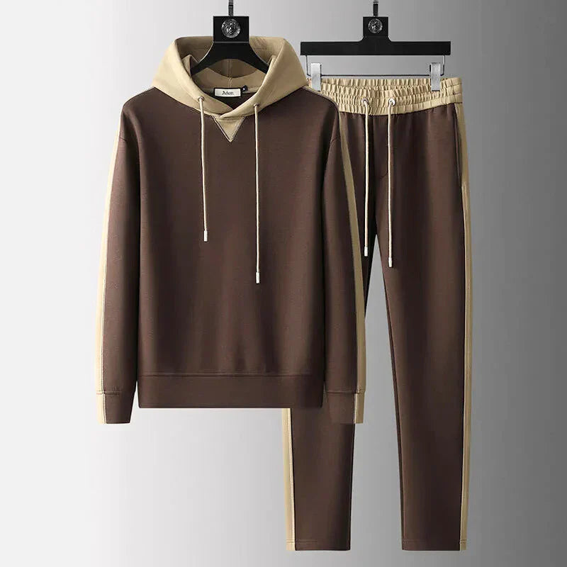LONARDO – COMFORTABLE TWO-TONE TRACKSUIT