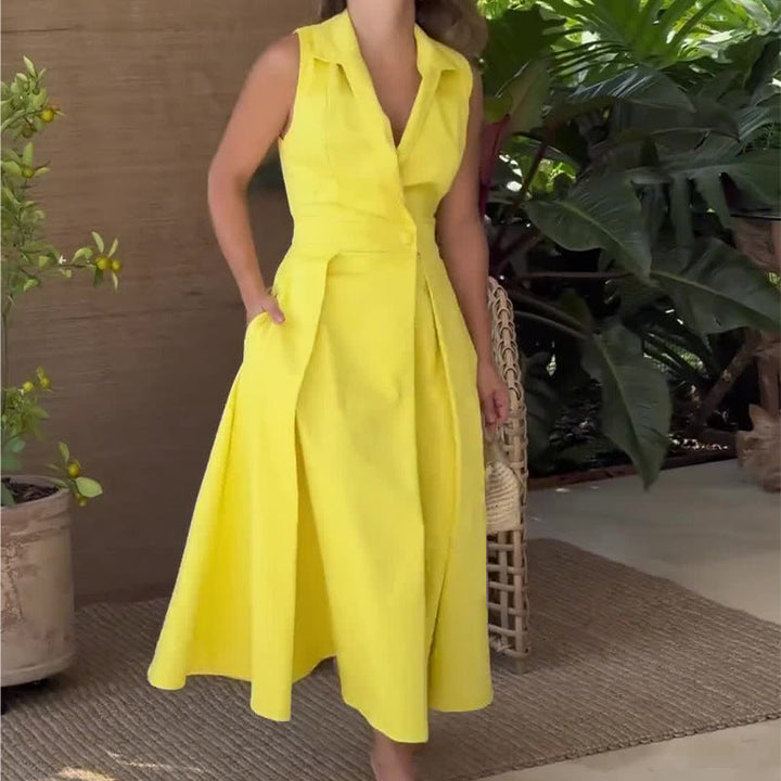 Amancia - Midi Dress with V-Neck