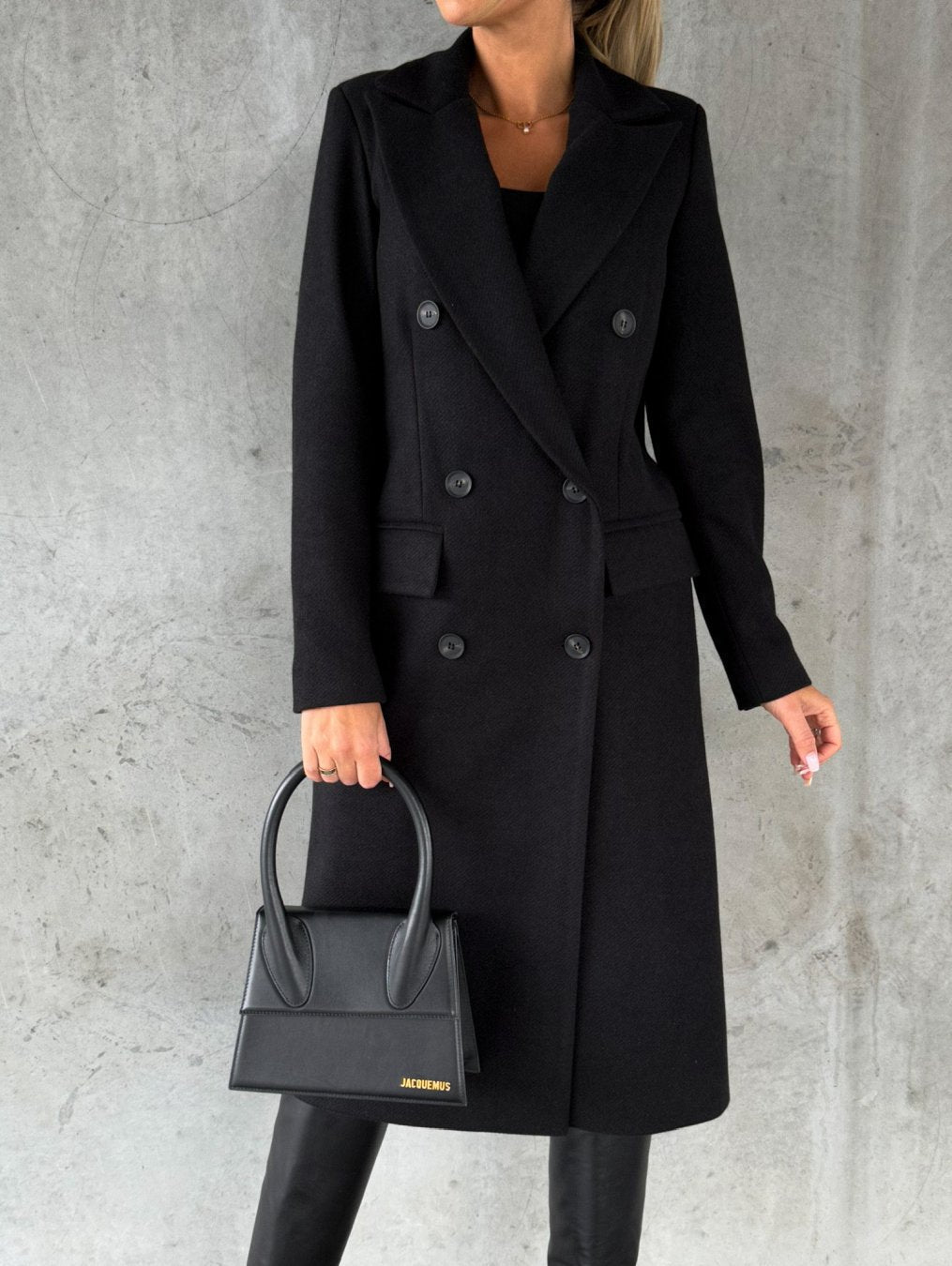 ZEVALISSEA – CLASSIC DOUBLE-BREASTED COAT