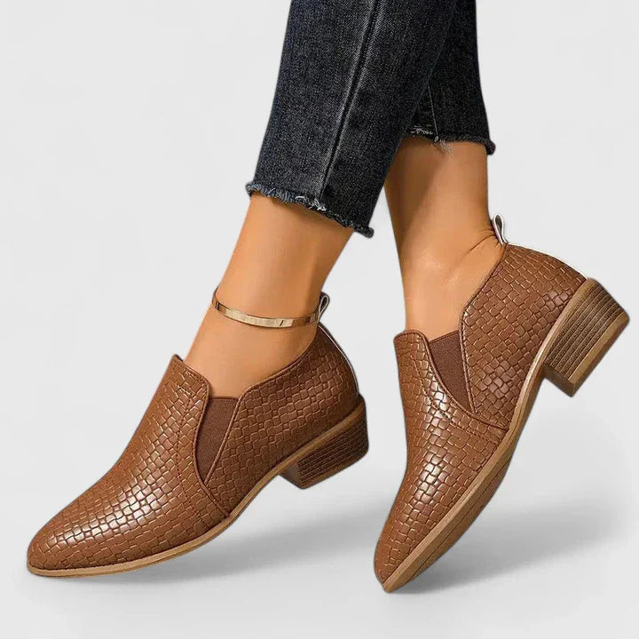 VIOLEANRA – ORTHOPEDIC SHOES